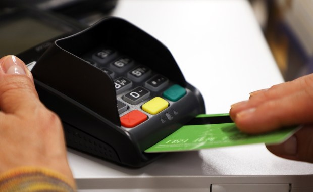 Karty już działają. Wielka awaria systemu płatności opanowana