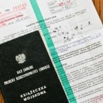 Karty mobilizacyjne trafiają do Polaków. Co oznaczają wezwania?