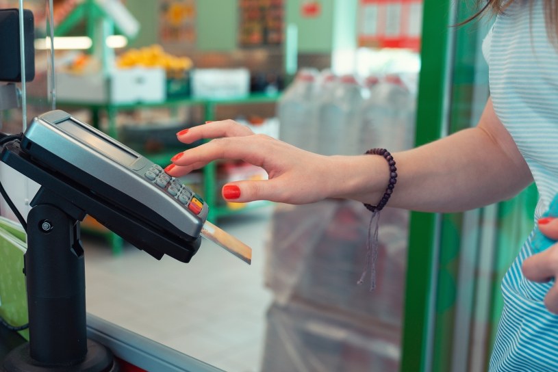 Kasa samoobsługowa ciągle się blokuje? W markecie zastosuj jeden trik