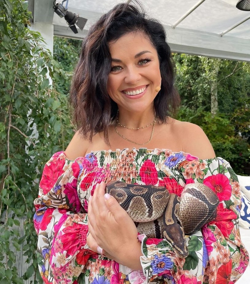 Kasia Cichopek trzyma węża, Bożenę /@katarzynacichopek /Instagram