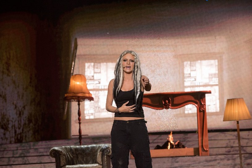 Kasia Popowska jako seksowna Christina Aguilera /Polsat