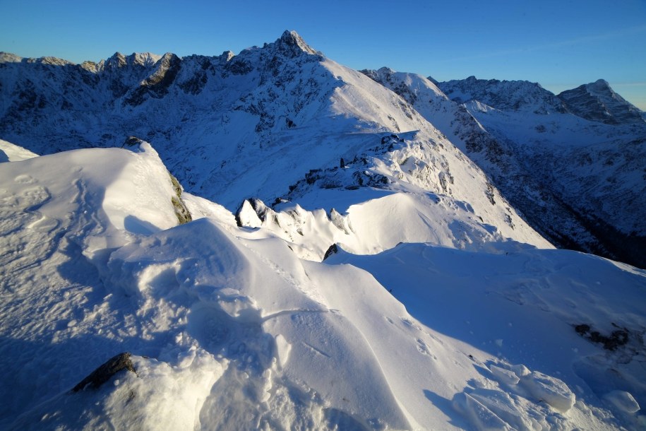 Kasprowy Wierch zaprasza do szusowania /fot. Grzegorz Momot /PAP