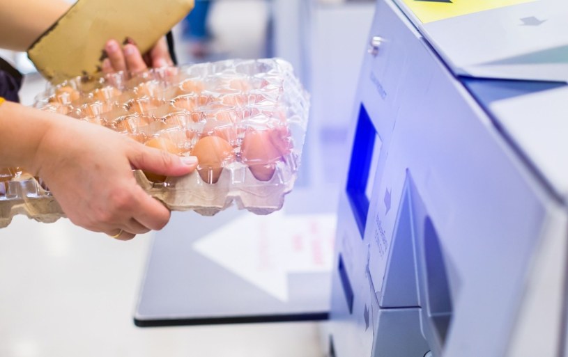 Kasy samoobsługowe znikają z popularnych marketów. Nieudany eksperyment?