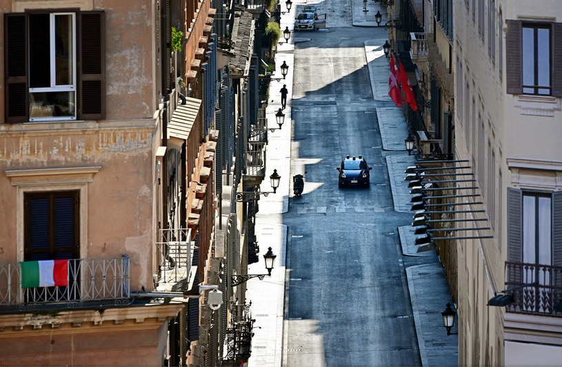 Katania na Sycylii jest najbardziej niebezpiecznym miastem w Europie /ALBERTO PIZZOLI /AFP
