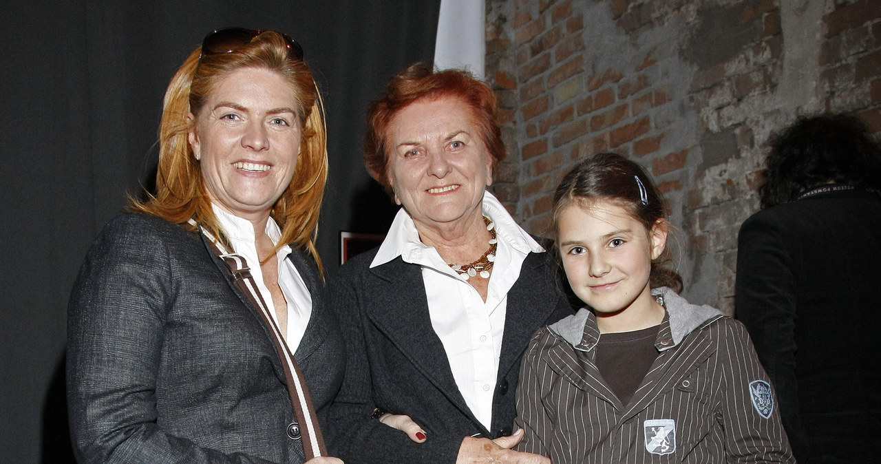 Katarzyna Dowbor z mamą Krystyną i córką Marysią / Engelbrecht /AKPA
