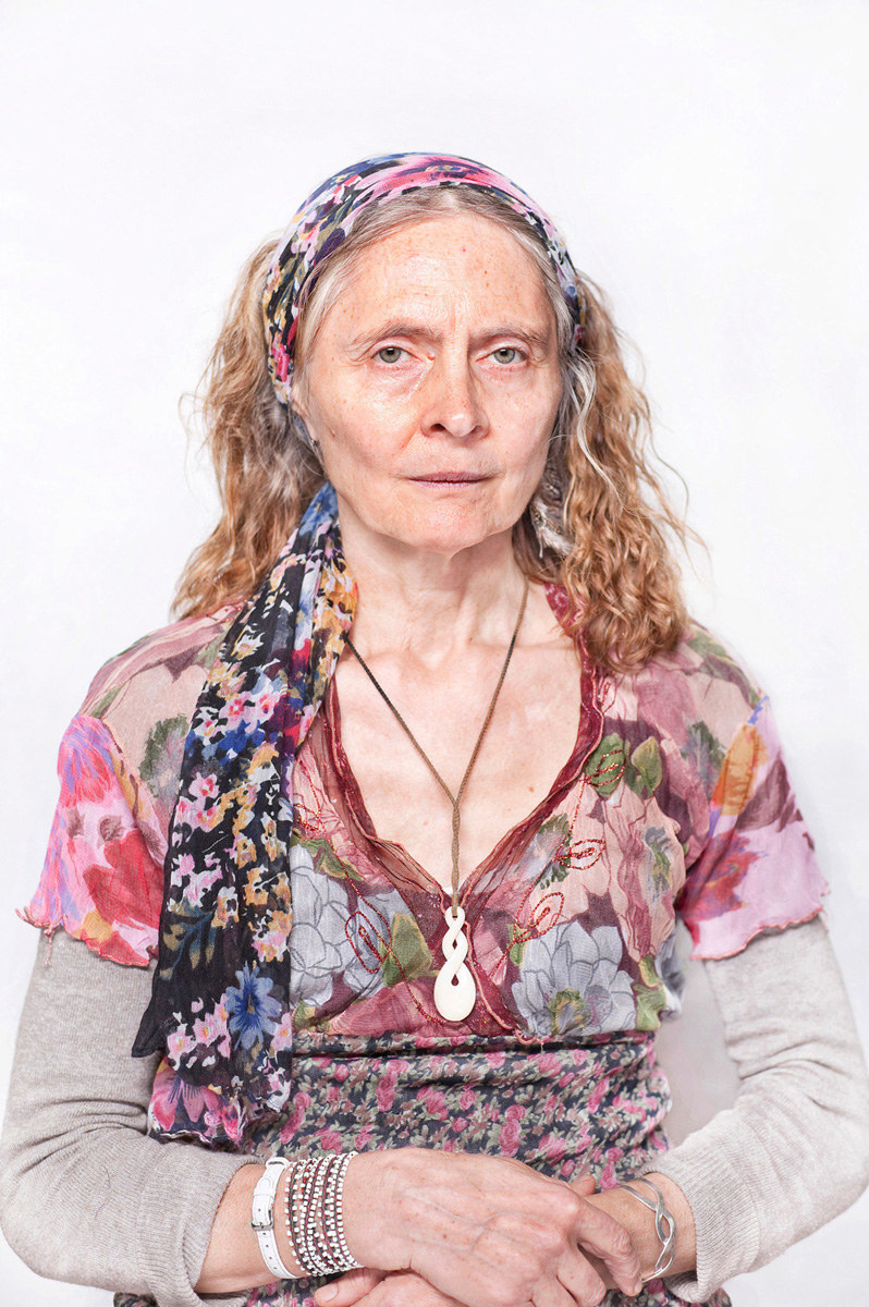 Katarzyna Majak "Joanna - prowadzi kręgi i ceremonie dla kobiet", z cyklu Kobiety Mocy; dzięki uprzejmości artystki i galerii Porter Contemporary NY /materiały prasowe