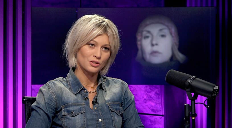 Katarzyna Zdanowicz prowadzi podcast "Zdanowicz. Pomiędzy wersami" /INTERIA.TV