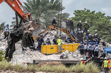 Katastrofa budowlana na Florydzie. Odkopano trzy kolejne ciała