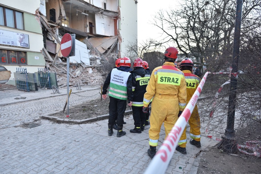 Katastrofa budowlana w Łodzi /PAP/Grzegorz Michałowski /PAP