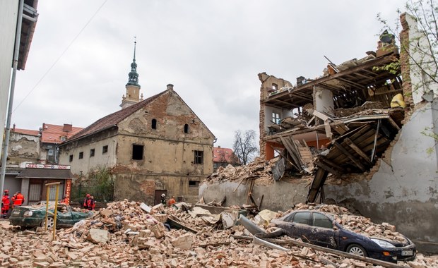 Katastrofa budowlana w Świebodzicach: 10 osób wydobytych spod gruzów. 6 nie żyje