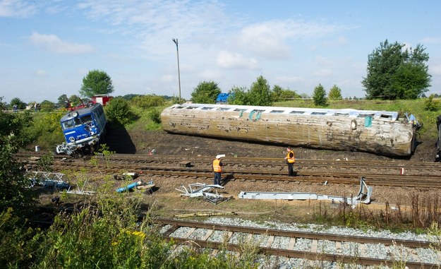 Katastrofa kolejowa w Babach /Grzegorz Michałowski /PAP