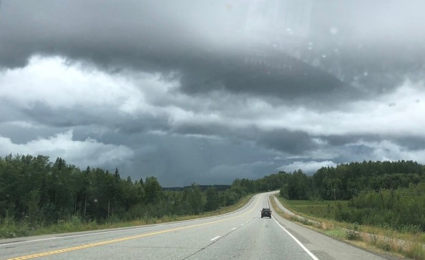 Katastrofa samolotu na Alasce. "Ratownicy czekają na okno pogodowe"