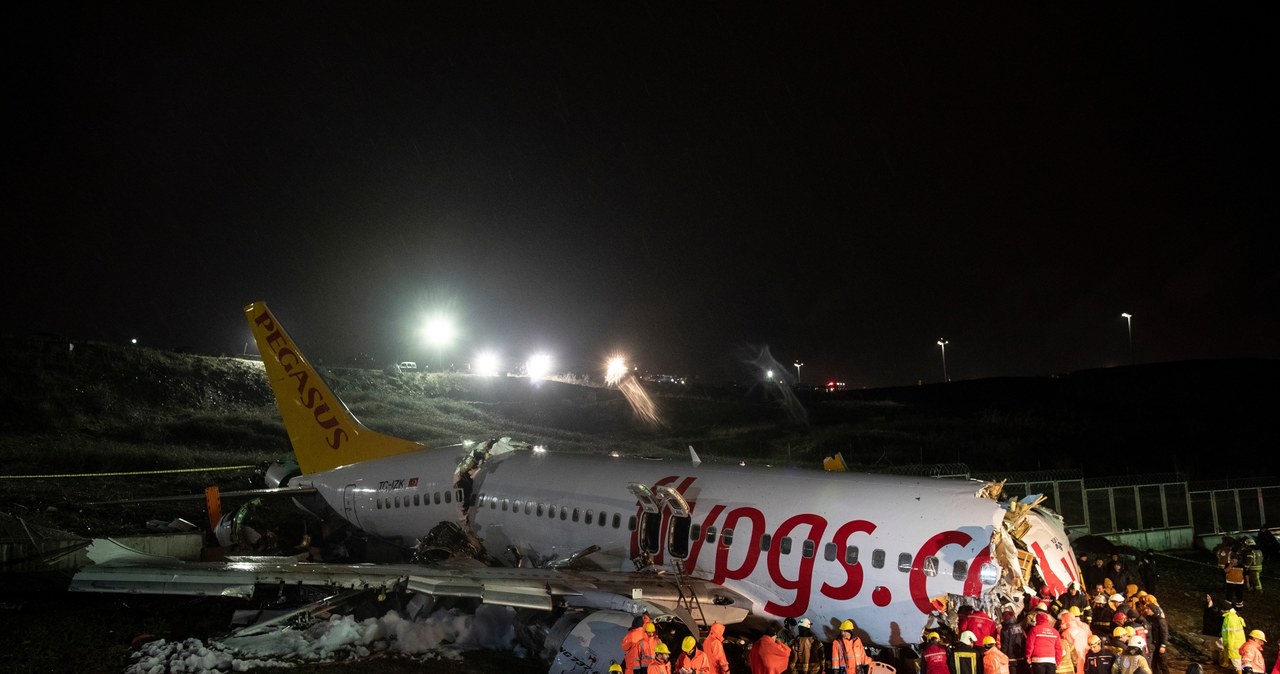 Katastrofa samolotu na lotnisku w Stambule