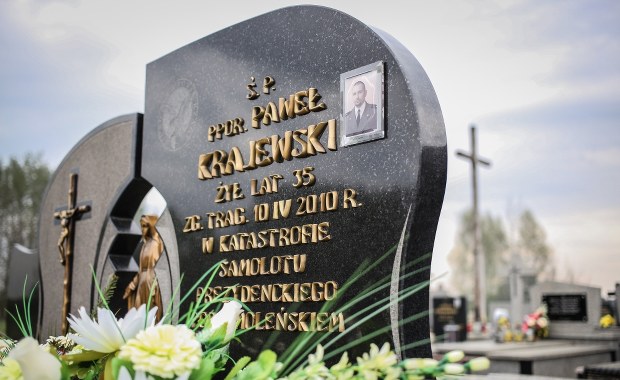 Katastrofa smoleńska: Ekshumacja z grobu oficera BOR