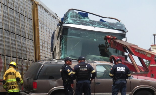 Katastrofa w Meksyku. Autokar zderzył się z pociągiem, jest wielu zabitych 