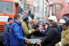 Katastrofa w Rosji, zawaliła się klatka ośmiopiętrowego bloku