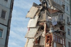 Katastrofa w Rosji, zawaliła się klatka ośmiopiętrowego bloku