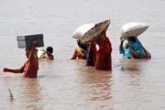 Katastrofalne powodzie w Pakistanie, ucierpiało około miliona osób 
