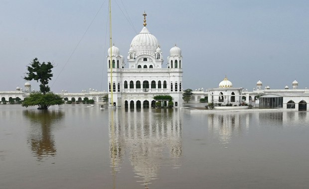 ​Katastrofalne ulewy w Himalajach. Ludzie giną w powodziach i pod osuwiskami