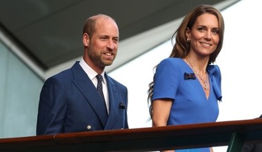 Kate i William chcieli spędzić wakacje w sekrecie. Wydała ich emerytka