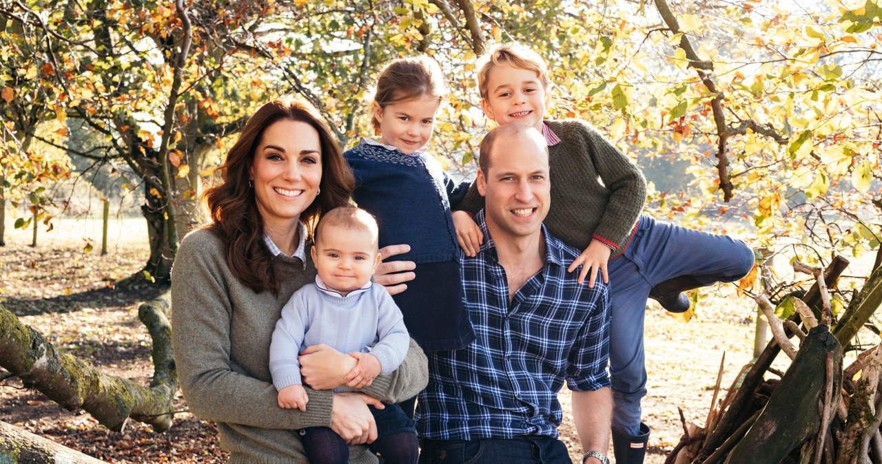 Kate i William z dziećmi /MATT PORTEOUS /East News