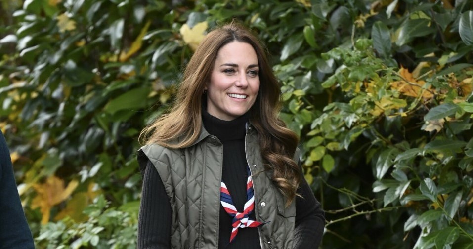 Kate Middleton podczas wizyty w Szkocji postawiła na wygodę /Tim Rooke/Shutterstock /East News