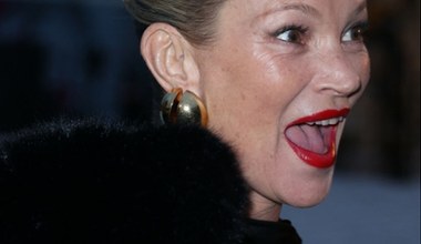 Kate Moss i jej figlarna pierś na imprezie w Londynie. Fani zobaczyli wszystko