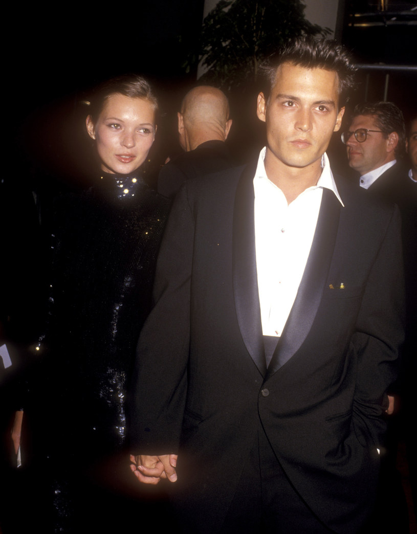 Kate Moss i Johnny Depp w 1995 roku /Getty Images
