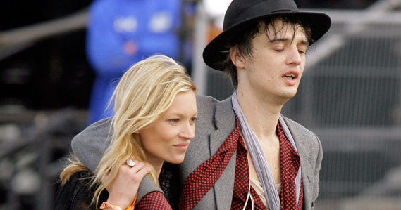 Kate Moss i Pete Doherty w Glastonbury, fot. Matt Cardy &nbsp; /Getty Images/Flash Press Media