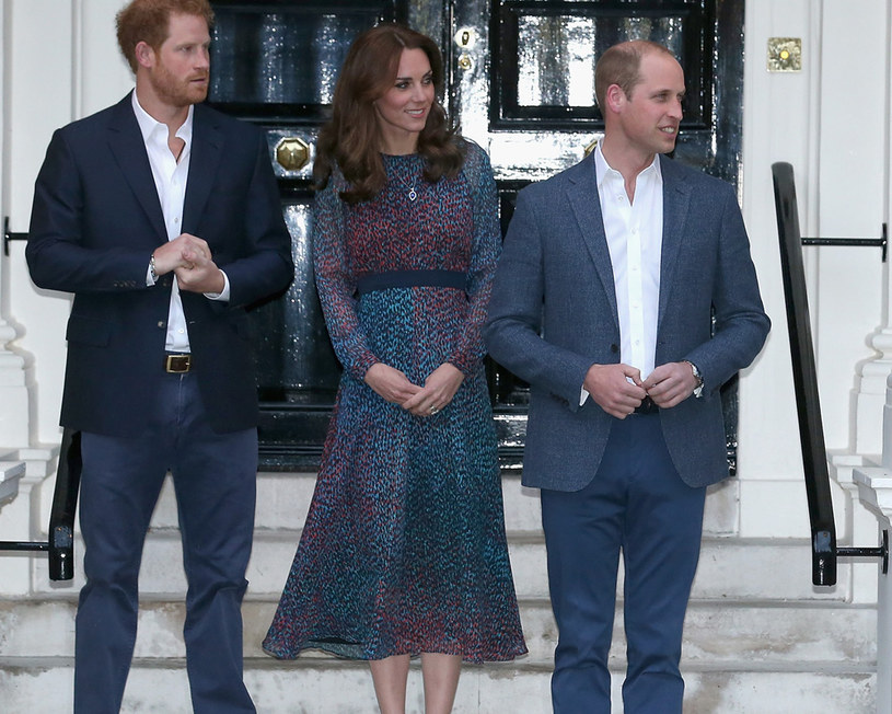 Kate, William i Harry pokazali całkiem inne oblicze rodziny królewskiej /Chris Jackson /Getty Images