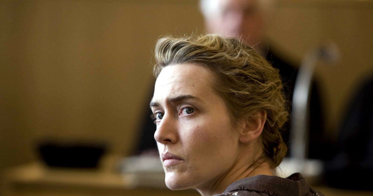 Kate Winslet w filmie "Lektor" /Everett Collection /East News