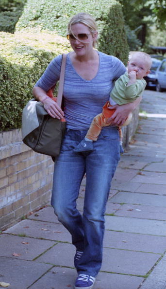 Kate Winslet z synkiem Joeyem (2003 r.) /- /East News