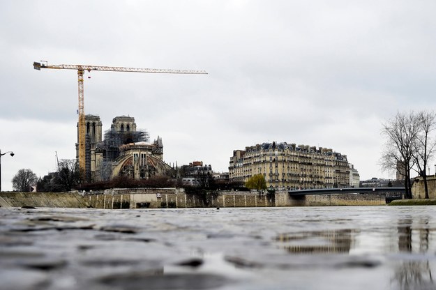 Katedra Notre-Dame /	Panoramic /PAP