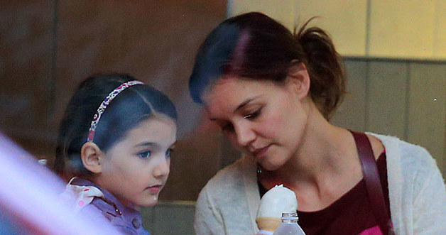 Katie Holmes z Suri /Jackson Lee /Getty Images