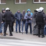 Katowice: Burdy przed siedzibą KHW. Policja zatrzymała dziewięć osób