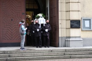 Katowice: Pogrzeb 11-letniego Sebastiana. Pożegnały go tłumy mieszkańców 