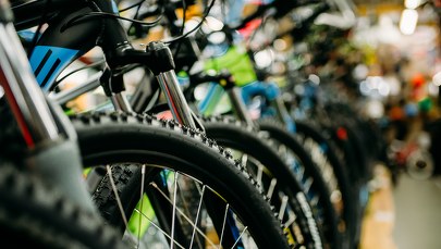 Katowice: Zebrano 60 rowerów i hulajnóg dla uchodźców