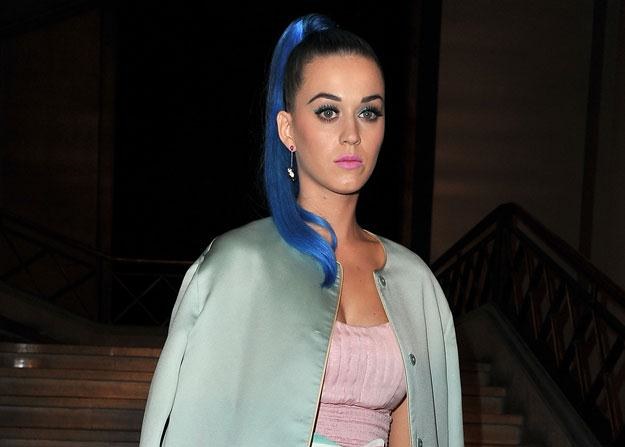 Katy Perry w drodze na pokaz mody w Paryżu fot. Pascal Le Segretain /Getty Images/Flash Press Media
