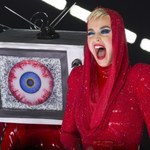 Katy Perry zaskoczyła w finale "American Idol". Kogo pocałowała?