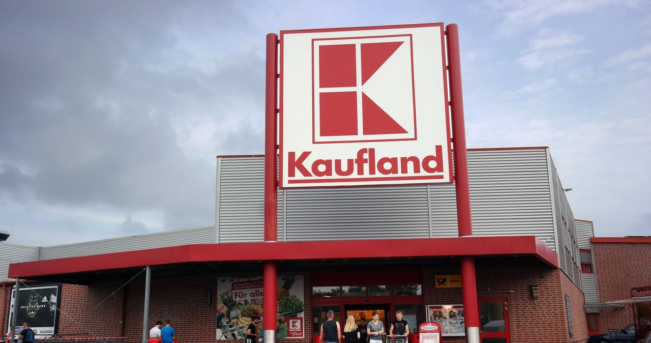 Kaufland podnosi pensje pracownikom. Na ten cel przeznaczy 110 mln zł /123RF/PICSEL