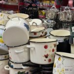 Kaufland przecenił garnki Tefal i duże garnki emaliowane. Ceny zaczynają się od 62,99 zł