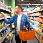 warzywa Kaufland ruszył z "Mocnym Startem". Warzywa i kawy taniej o 76% - ale tylko do środy