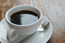 Kawa a Alzheimer. Zmniejsza ryzyko nawet o 65 procent