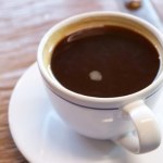 Kawa z tym dodatkiem ma wielką moc. Zbija cukier i cholesterol, dba o zdrowie serca