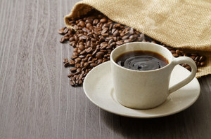 Kawa zmniejsza wielkość kobiecych piersi