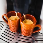 Kawę połącz z popularnym sokiem. Orzeźwi i zadziała zbawiennie na jelita