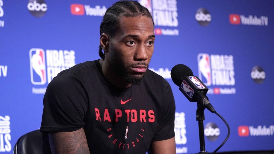 Kawhi Leonard /JOHN G. MABANGLO /PAP/EPA