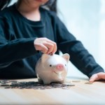 Każą dziecku płacić za dorosłego. Kuriozalne prawo do zmiany