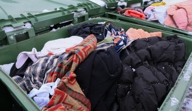 Kazano Polakom zanosić ubrania do PSZOK-ów. "Niestety wyszło, jak zawsze" 