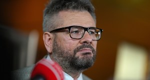 "Każde z pytań skwitował milczeniem". Koniec przesłuchania Jędrzejewskiego